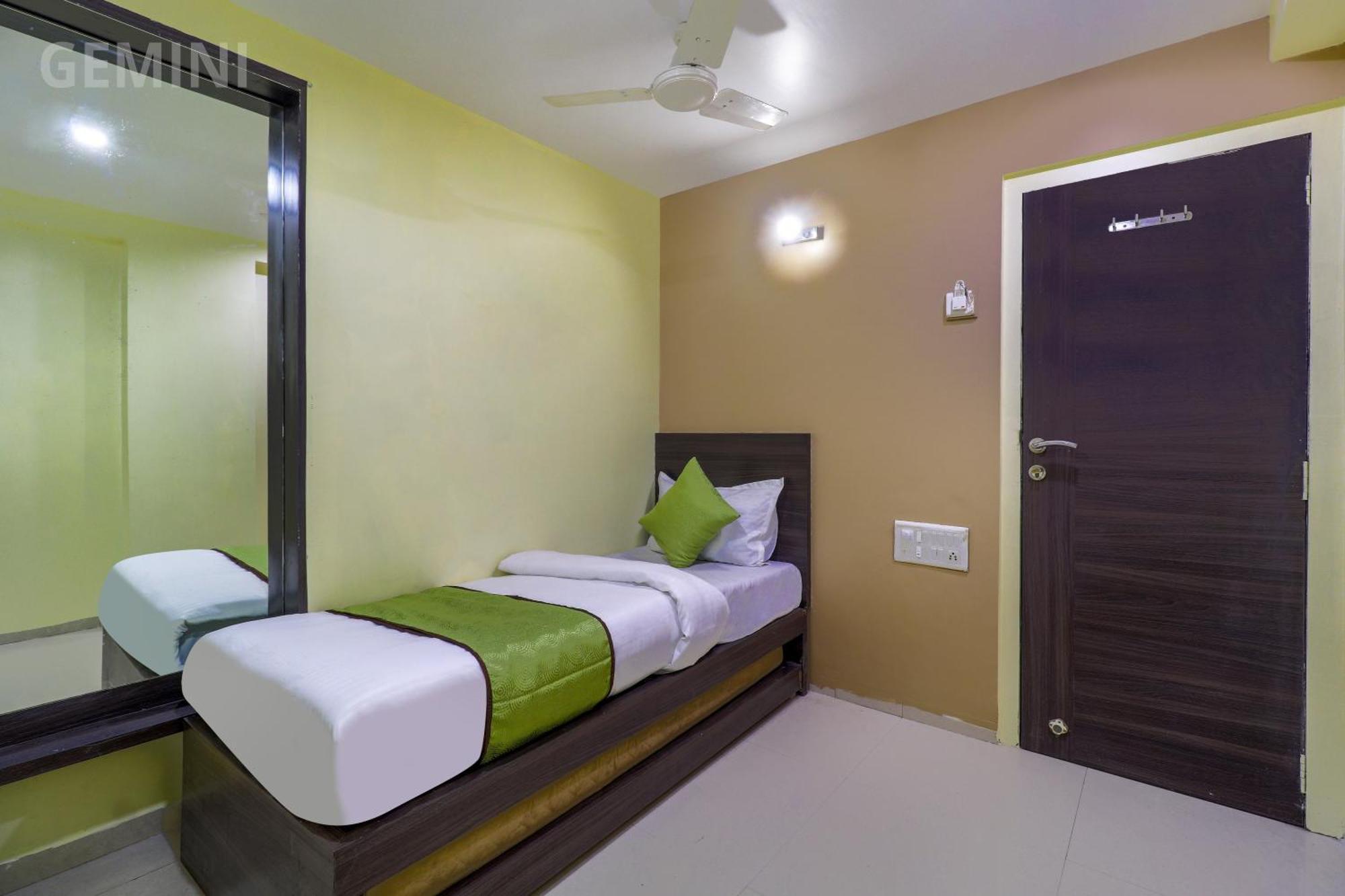 Hotel Gemini Mumbai  Buitenkant foto