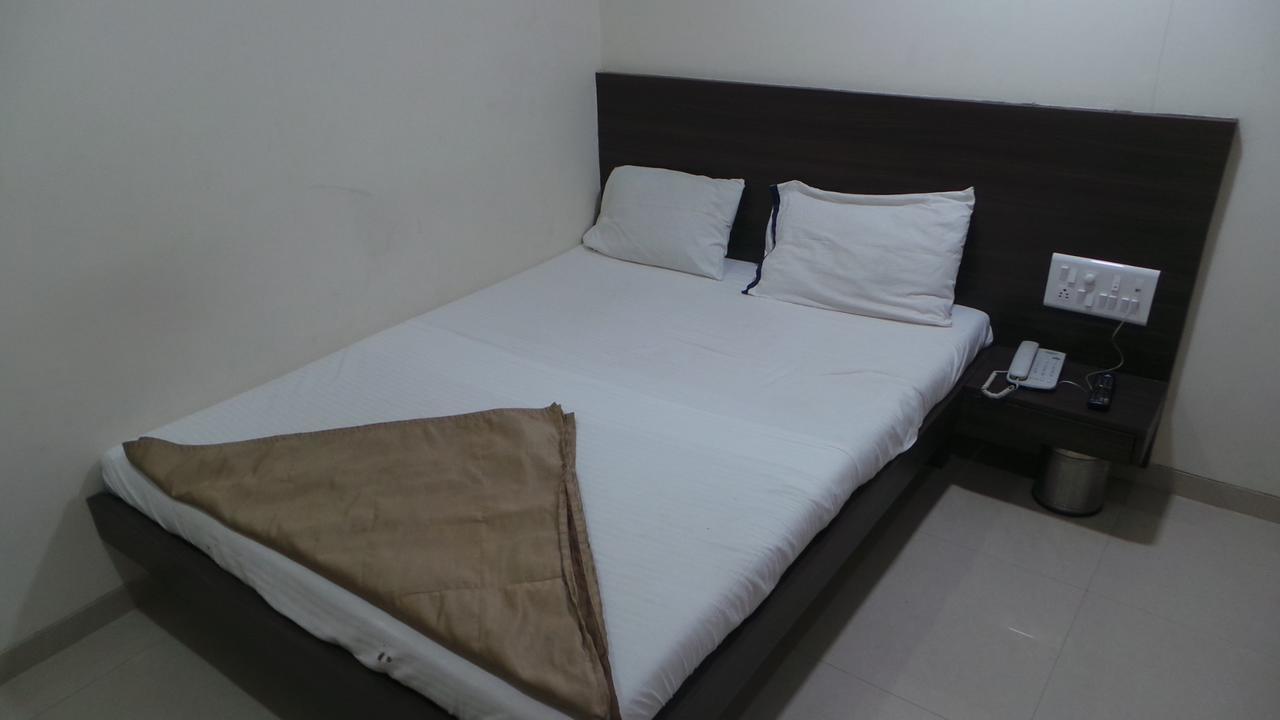 Hotel Gemini Mumbai  Buitenkant foto